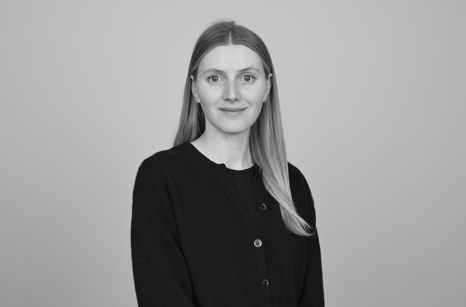 Laura van Tiel Laura
van Tiel